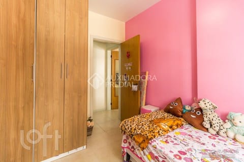 Image 7 - 231850
